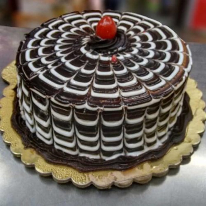 Chocolate Wonder Cake in Coimbatore at best price by Bakers 9 Goli Wadapav  (Closed Down) - Justdial